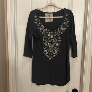 Johnny Was Embroidered M Gray Women's Tunic shirt